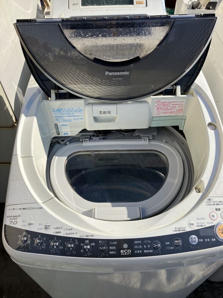 腰にやさしい】底に手が届きやすい洗濯機/NA-SJFA808 - ウイスタふじ